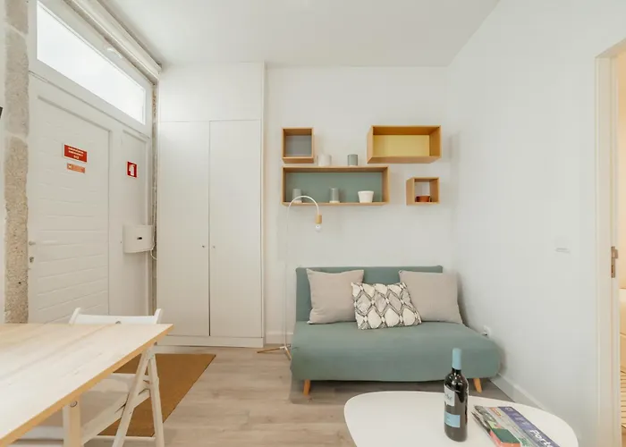 Downtown Cosy By Vacationy